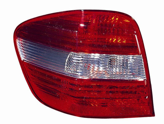 FANALE POSTERIORE DX FUME'ROSSO MERC CLASSE M W164 01/06>08/08 BASE NERA
