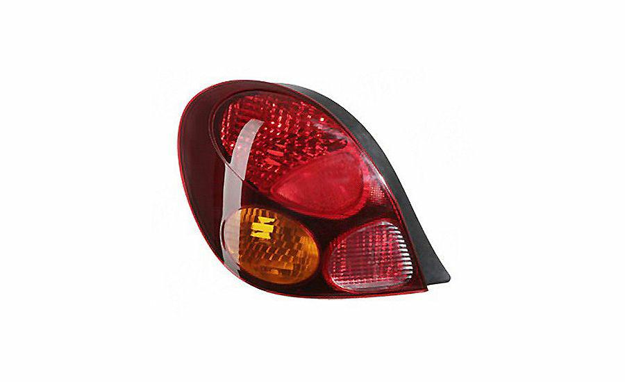 GRUPPO OTTICO POSTERIORE SX TOYOTA COROLLA 05/97>01/02 3/5P MOD KOITO