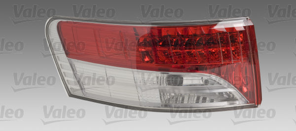 FANALE POSTERIORE SX ESTERNO A LED TOYOTA AVENSIS SW 01/09>