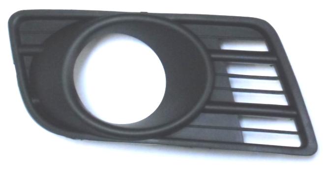 GRIGLIA PARAURTI ANTERIORE DX C/FENDI SUZUKI SWIFT 01/07>