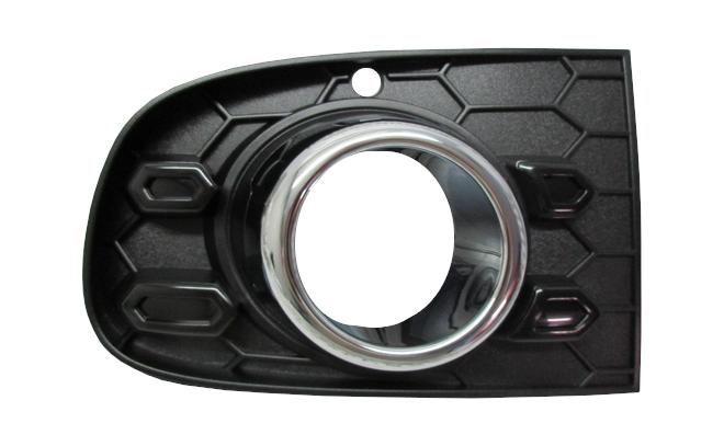 GRIGLIA PARAURTI ANTERIORE DX C/CORNICE FENDI CROMO FIAT 500 07/15>