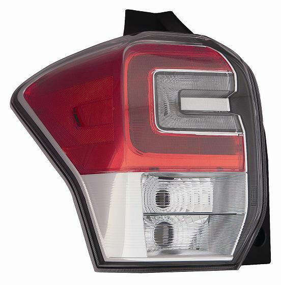 GRUPPO OTTICO POSTERIORE DX SUBARU FORESTER 04/16>