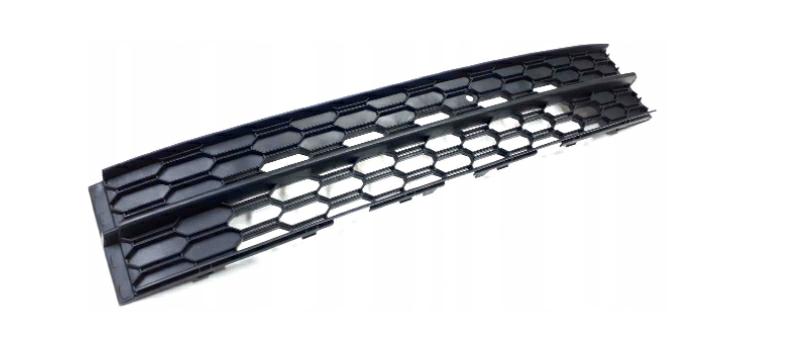 GRIGLIA PARAURTI ANTERIORE SKODA OCTAVIA 01/17>