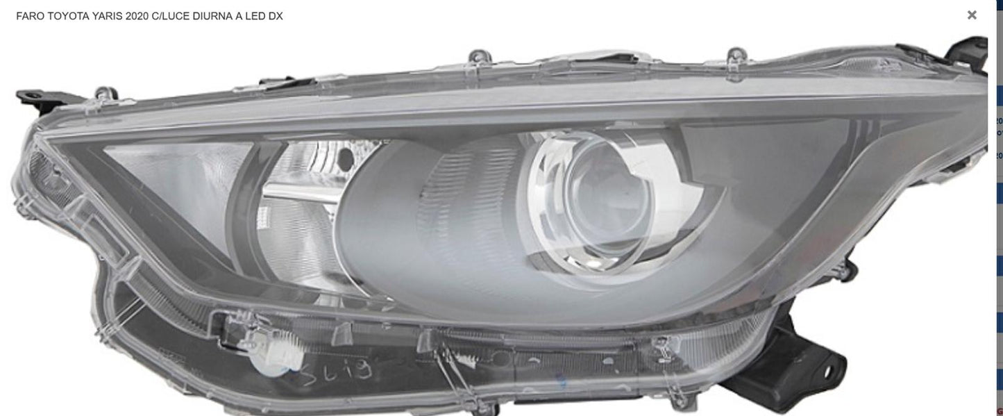 FARO DX CON LUCE DIURNA ALED TOYOTA YARIS 07/20>