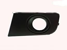 GRIGLIA PARAURTI ANTERIORE SX C/FENDI VW AMAROK 03/10>