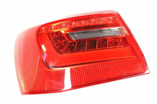 FANALE POSTERIORE SX ESTERNO LED AUDI A6 SW 09/14> (OE 4G9945095E)