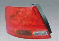 FANALE POSTERIORE SX ESTERNO AUDI A4 AVANT 10/04>
