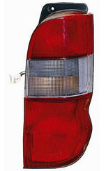 GRUPPO OTTICO POSTERIORE DX TOYOTA HI-ACE 01/09>