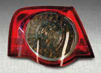 FANALE POSTERIORE SX ESTERNO VW PASSAT 04/05>
