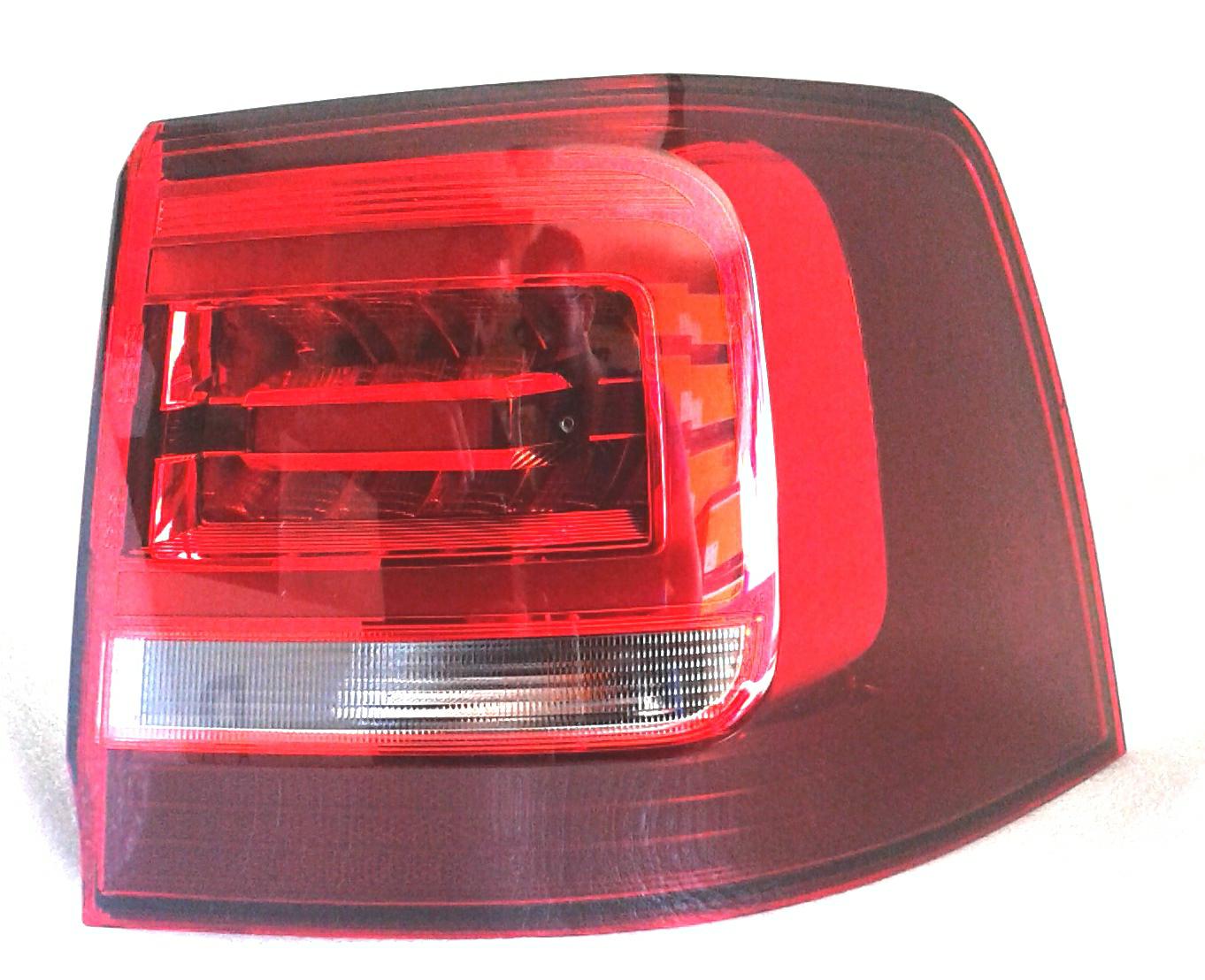 FANALE POSTERIORE SX ESTERNO A LED VOLKSWAGEN SHARAN 05/15>