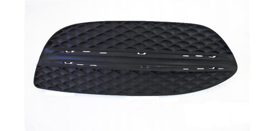 GRIGLIA PARAURTI ANTERIORE DX C/FORI MODANATURE MERCEDES CLASSE C W205 12/13>