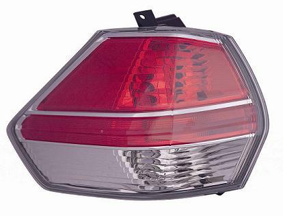 GRUPPO OTTICO POSTERIORE DX ESTERNO NISSAN X-TRAIL 01/14>