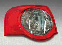 FANALE POSTERIORE DX ESTERNO A LED VW PASSAT VARIANT 04/05>